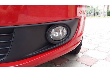 Минивэн Volkswagen Caddy 2012 в 