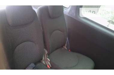  Volkswagen Caddy 2006 в 