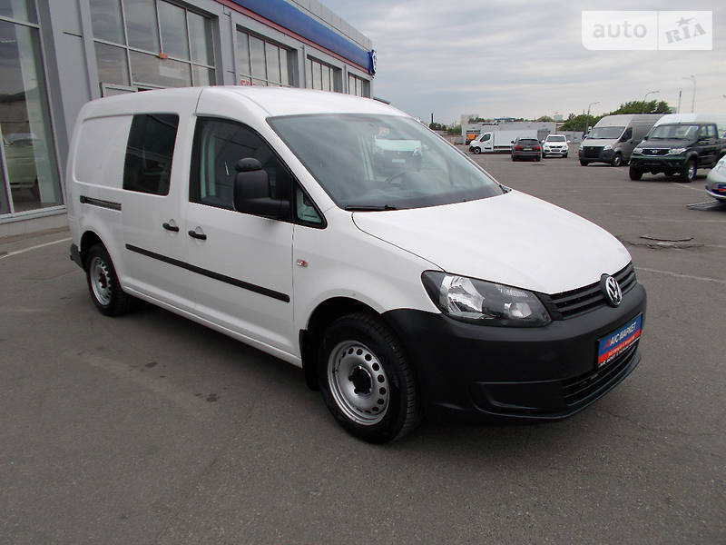 Грузопассажирский фургон Volkswagen Caddy 2014 в Киеве