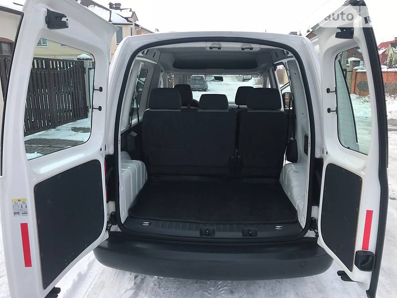 Грузопассажирский фургон Volkswagen Caddy 2012 в Хмельницком