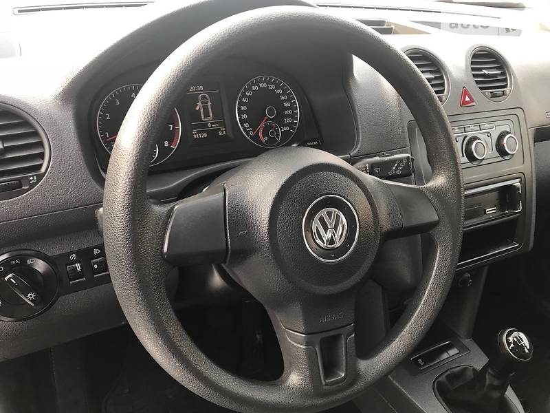 Грузопассажирский фургон Volkswagen Caddy 2012 в Хмельницком