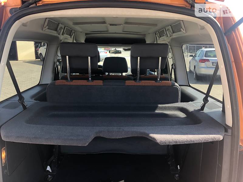 Volkswagen Caddy 2013 в Луцке
