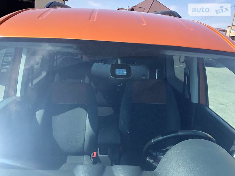 Volkswagen Caddy 2013 в Луцке