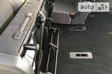 Вантажопасажирський фургон Volkswagen Caddy 2013 в 