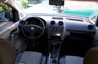 Мінівен Volkswagen Caddy 2010 в 