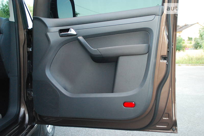 Мінівен Volkswagen Caddy 2011 в Львові