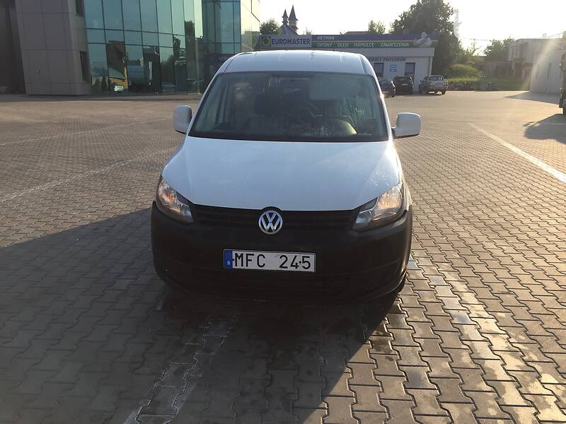 Грузопассажирский фургон Volkswagen Caddy 2011 в Львове