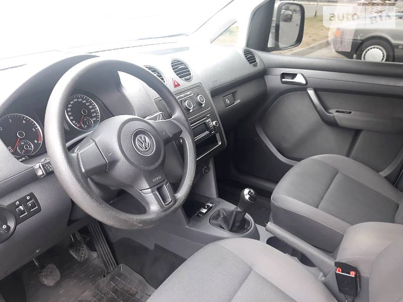 Універсал Volkswagen Caddy 2013 в Івано-Франківську