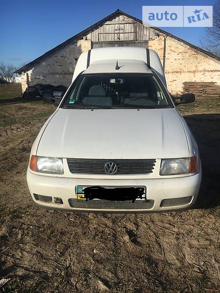 Вантажопасажирський фургон Volkswagen Caddy 2001 в Яворові