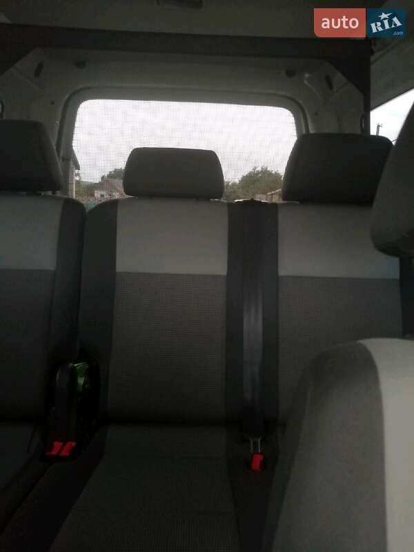 Універсал Volkswagen Caddy 2011 в Кривому Розі