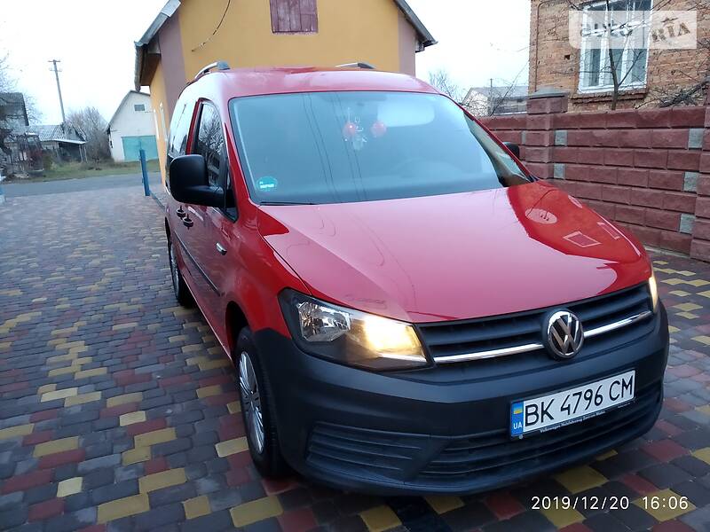 Грузопассажирский фургон Volkswagen Caddy 2016 в Дубно