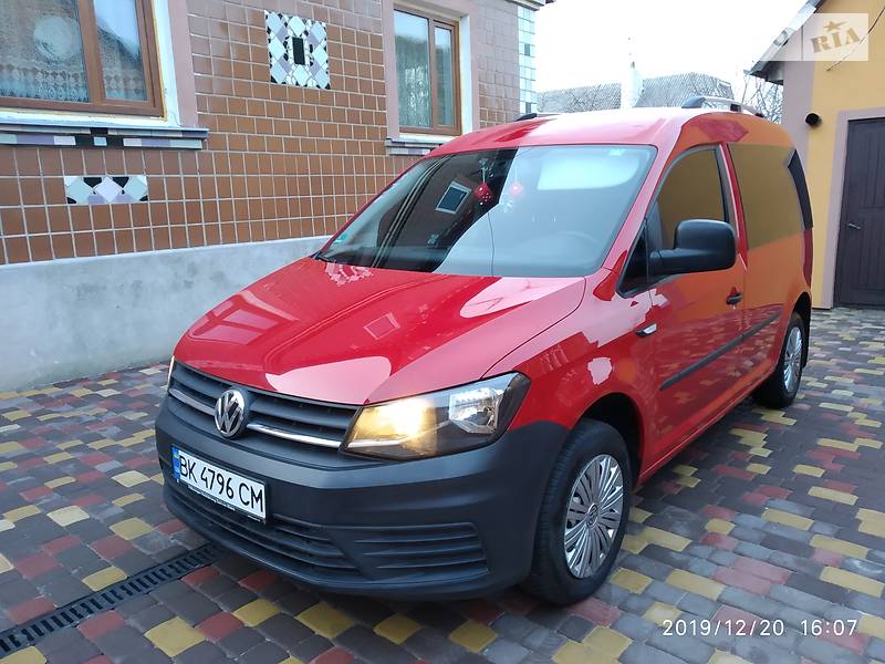 Грузопассажирский фургон Volkswagen Caddy 2016 в Дубно