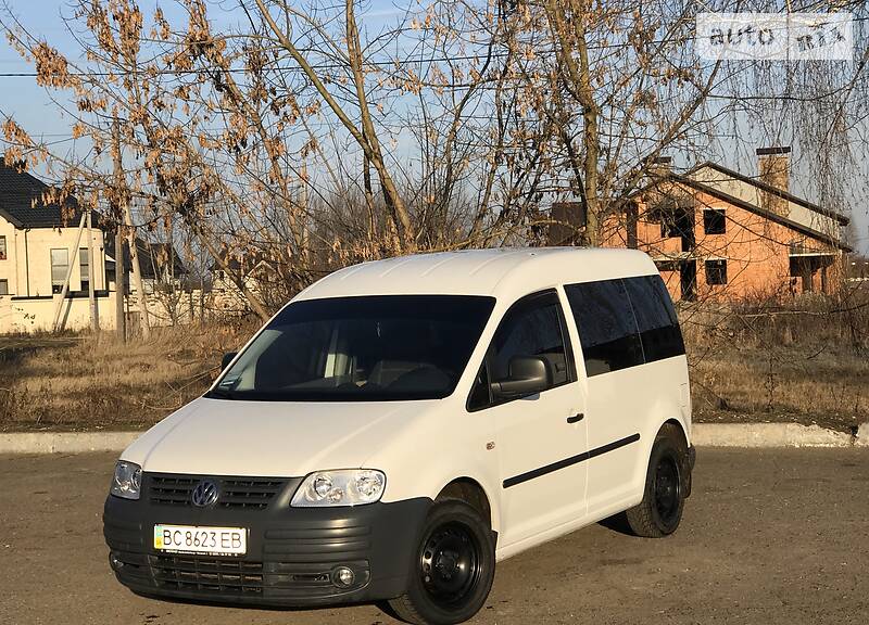 Минивэн Volkswagen Caddy 2010 в Самборе