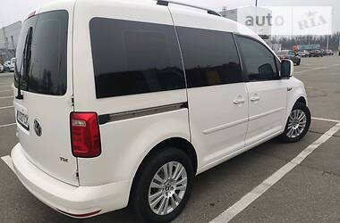 Минивэн Volkswagen Caddy 2015 в Киеве