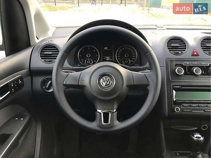 Минивэн Volkswagen Caddy 2011 в Рокитном