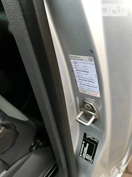 Вантажопасажирський фургон Volkswagen Caddy 2012 в Чернівцях