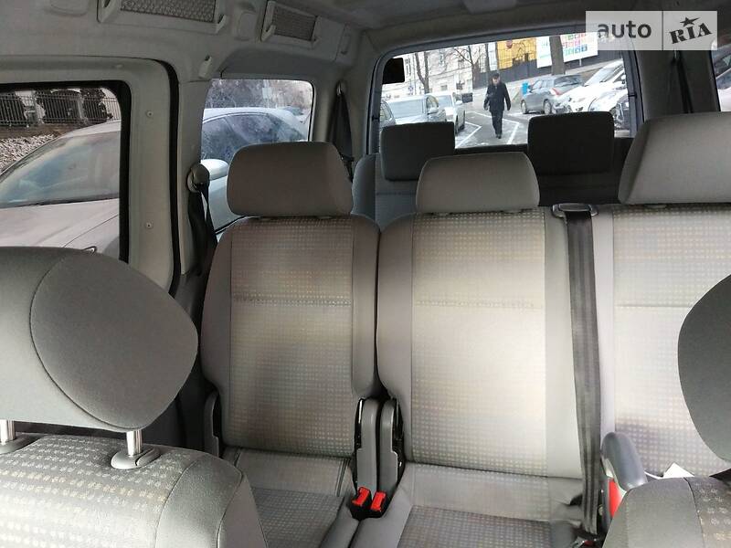 Мінівен Volkswagen Caddy 2008 в Києві