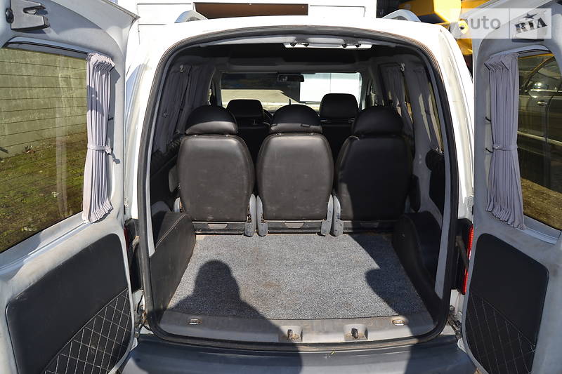 Универсал Volkswagen Caddy 2010 в Новом Буге