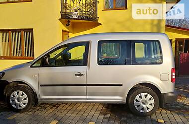 Вантажопасажирський фургон Volkswagen Caddy 2011 в 