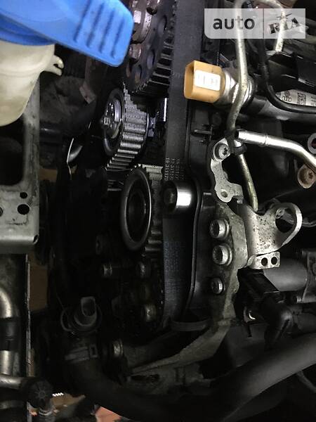 Вантажопасажирський фургон Volkswagen Caddy 2012 в Чернівцях