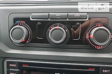 Вантажопасажирський фургон Volkswagen Caddy 2017 в 