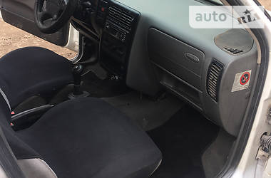 Вантажопасажирський фургон Volkswagen Caddy 1997 в 