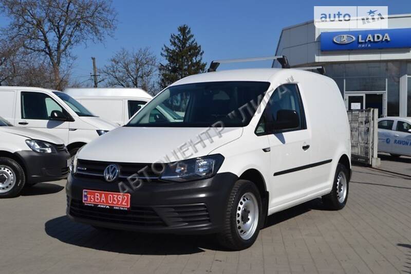 Вантажопасажирський фургон Volkswagen Caddy 2016 в Хмельницькому