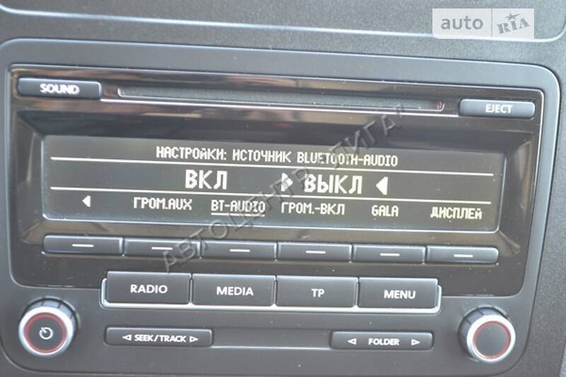 Вантажопасажирський фургон Volkswagen Caddy 2015 в Хмельницькому