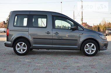 Мінівен Volkswagen Caddy 2016 в 
