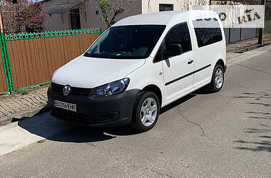 Вантажопасажирський фургон Volkswagen Caddy 2011 в 