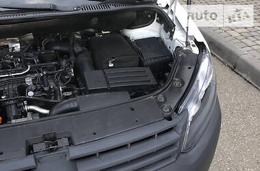 Вантажопасажирський фургон Volkswagen Caddy 2011 в 