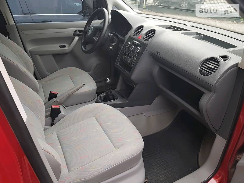 Вантажопасажирський фургон Volkswagen Caddy 2005 в Запоріжжі