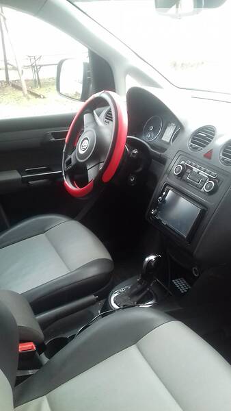 Мінівен Volkswagen Caddy 2012 в Тячеві