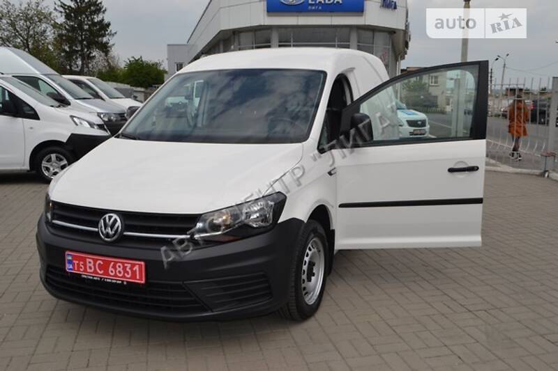 Вантажопасажирський фургон Volkswagen Caddy 2015 в Хмельницькому