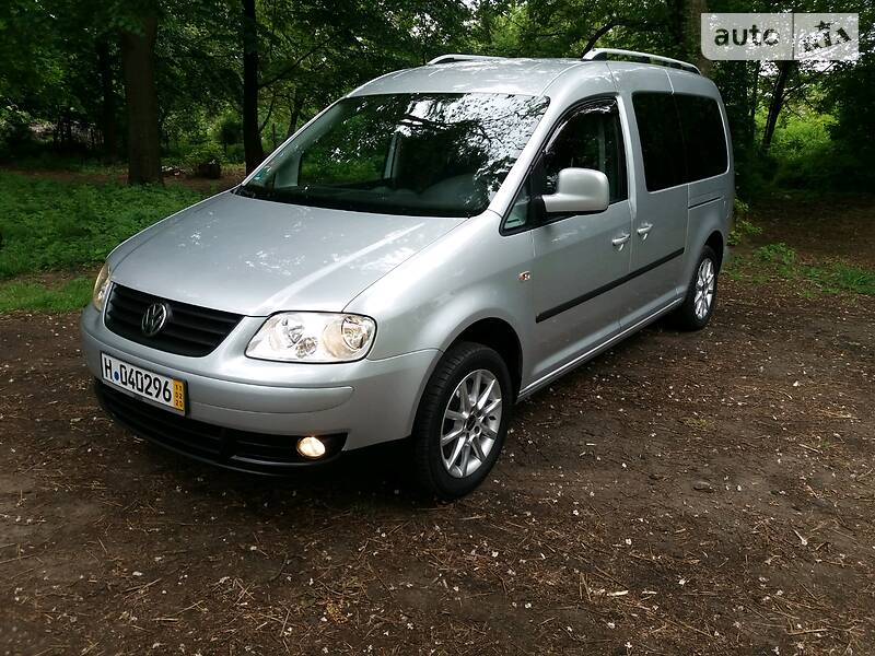 Мінівен Volkswagen Caddy 2010 в Чернівцях