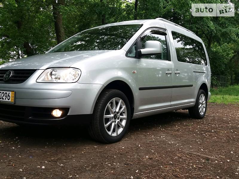 Мінівен Volkswagen Caddy 2010 в Чернівцях