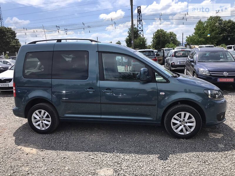 Універсал Volkswagen Caddy 2015 в Луцьку