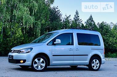 Мінівен Volkswagen Caddy 2014 в 