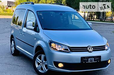 Мінівен Volkswagen Caddy 2014 в 