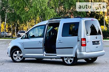 Мінівен Volkswagen Caddy 2014 в 