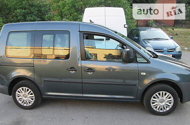 Универсал Volkswagen Caddy 2009 в Чернигове