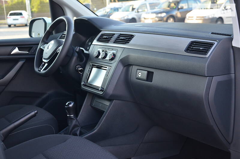 Мінівен Volkswagen Caddy 2017 в Луцьку