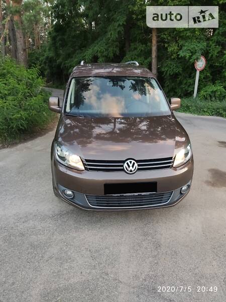 Універсал Volkswagen Caddy 2011 в 