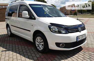 Вантажопасажирський фургон Volkswagen Caddy 2015 в 