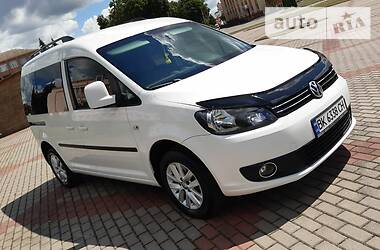 Вантажопасажирський фургон Volkswagen Caddy 2015 в 