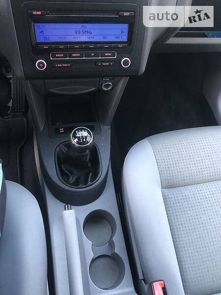 Універсал Volkswagen Caddy 2010 в Костопілі фото 18 Універсал Volkswagen Caddy 2010 в Костопілі