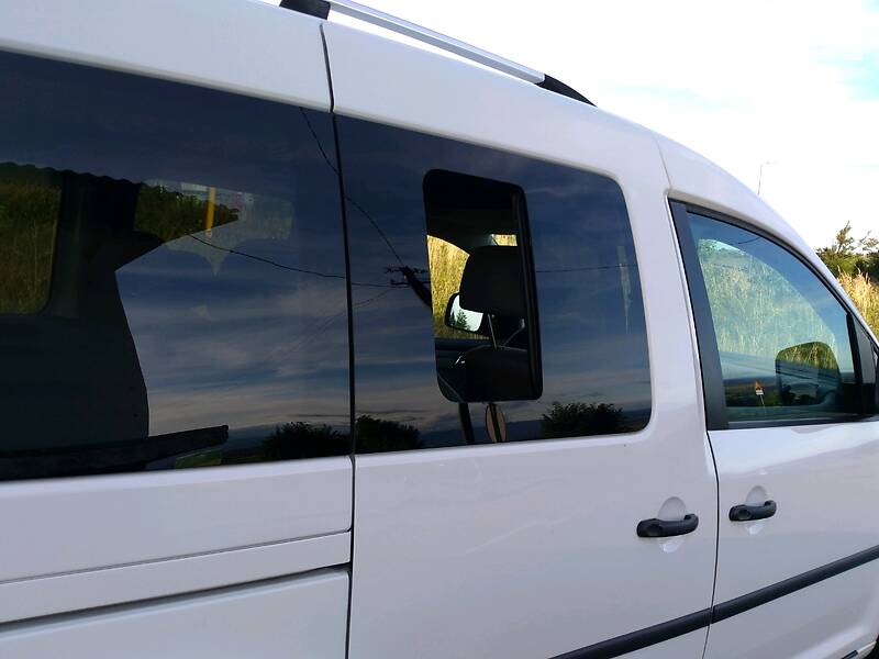 Мінівен Volkswagen Caddy 2008 в Дрогобичі