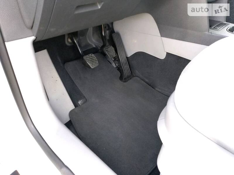 Мінівен Volkswagen Caddy 2008 в Дрогобичі