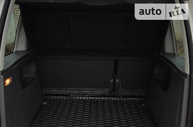 Мінівен Volkswagen Caddy 2010 в 