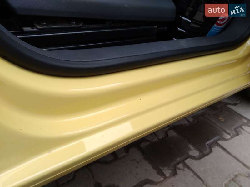 Універсал Volkswagen Caddy 2012 в Одесі